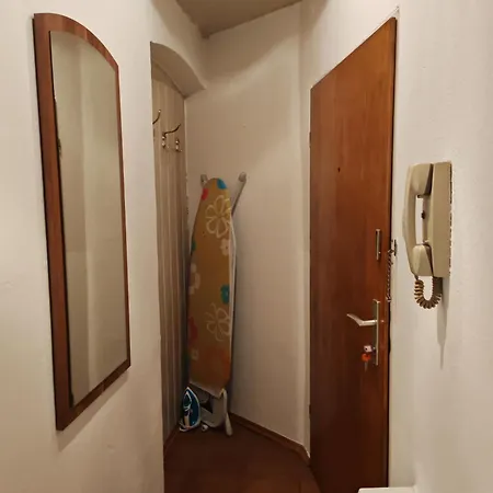 With Optional Sauna インスブルック